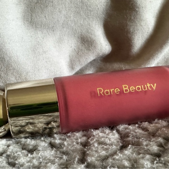 *SOLD* ‼️ Rare beauty liquid blush - Picture 4 of 4
